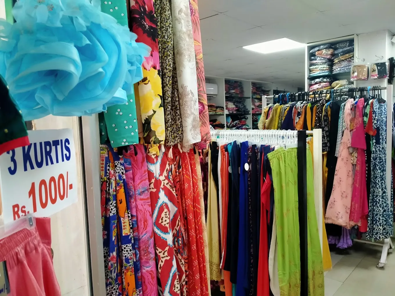 Dhaniha Fashions
